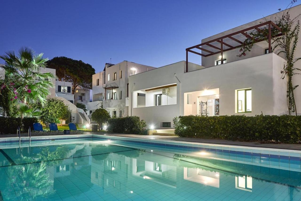Eva Suites & Apartments Agia Marina Exteriör bild