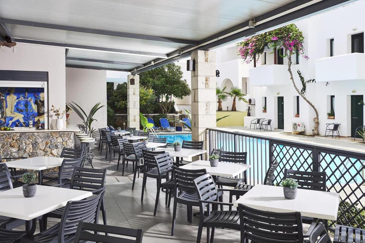 Eva Suites & Apartments Agia Marina Exteriör bild